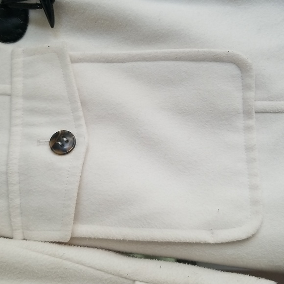 *CLEARANCE* Sz M Cream colour Hooded Peacoat - Picture 2 of 7